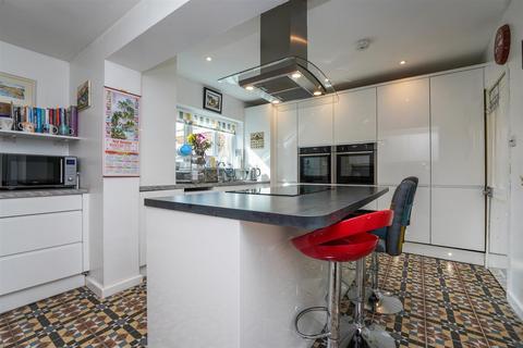 72 Tuffley Crescent, Gloucester, GL1 5NE