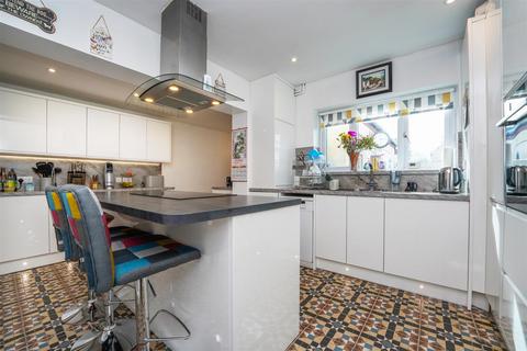 72 Tuffley Crescent, Gloucester, GL1 5NE