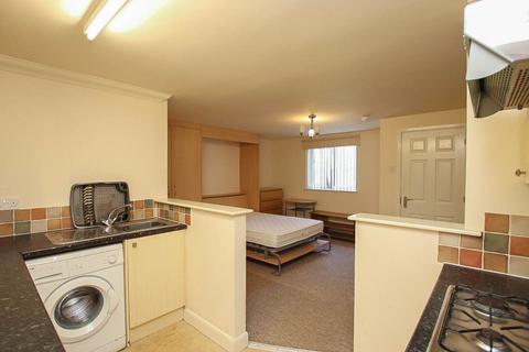 1 bedroom flat to rent, FIR TREES, EASTERN GREEN ROAD, COVENTRY, CV5 7LG