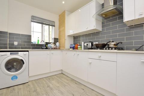 3 bedroom terraced house to rent, Garvary Road, Canning Town, London, E16 3GZ