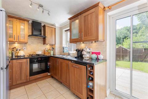 2 bedroom semi-detached house for sale, Moundsfield Way, Slough