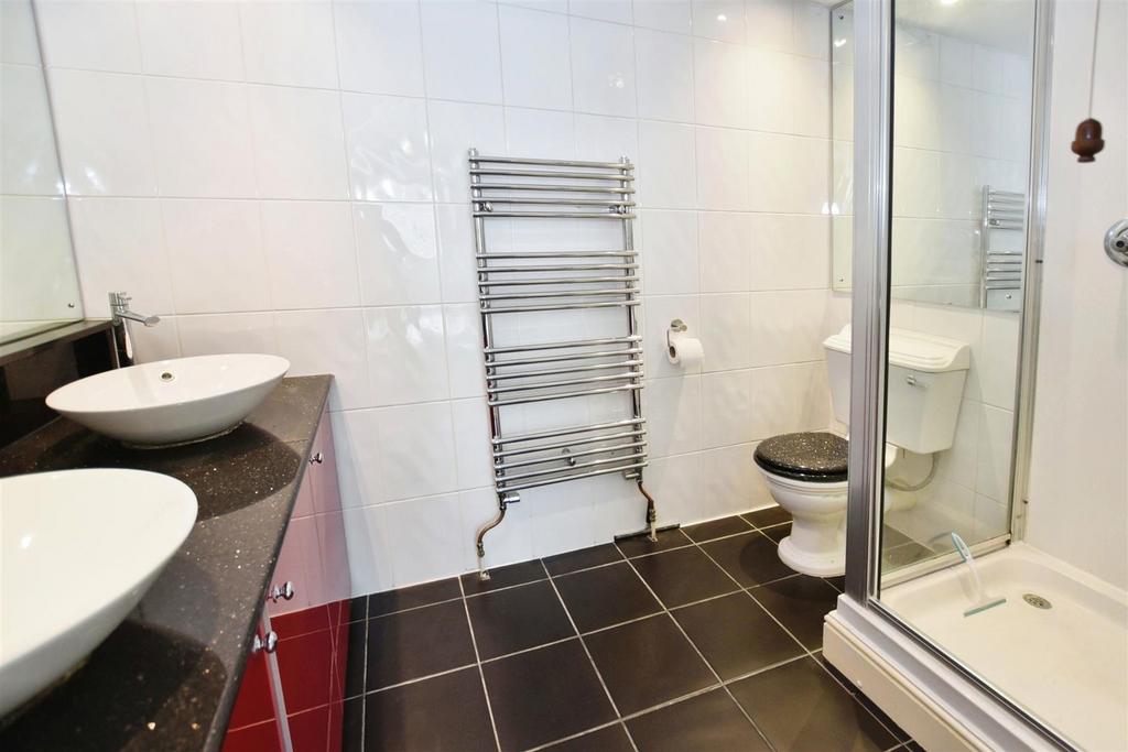 En-suite shower room