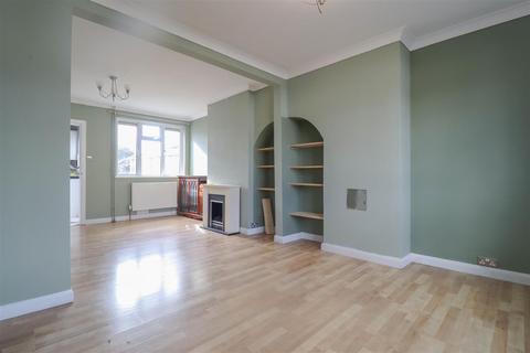 2 bedroom terraced house to rent, New Cheveley Road, Newmarket CB8