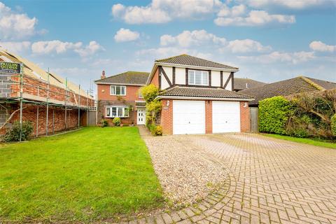 5 bedroom detached house for sale, Clacton Road, Weeley, Clacton-On-Sea