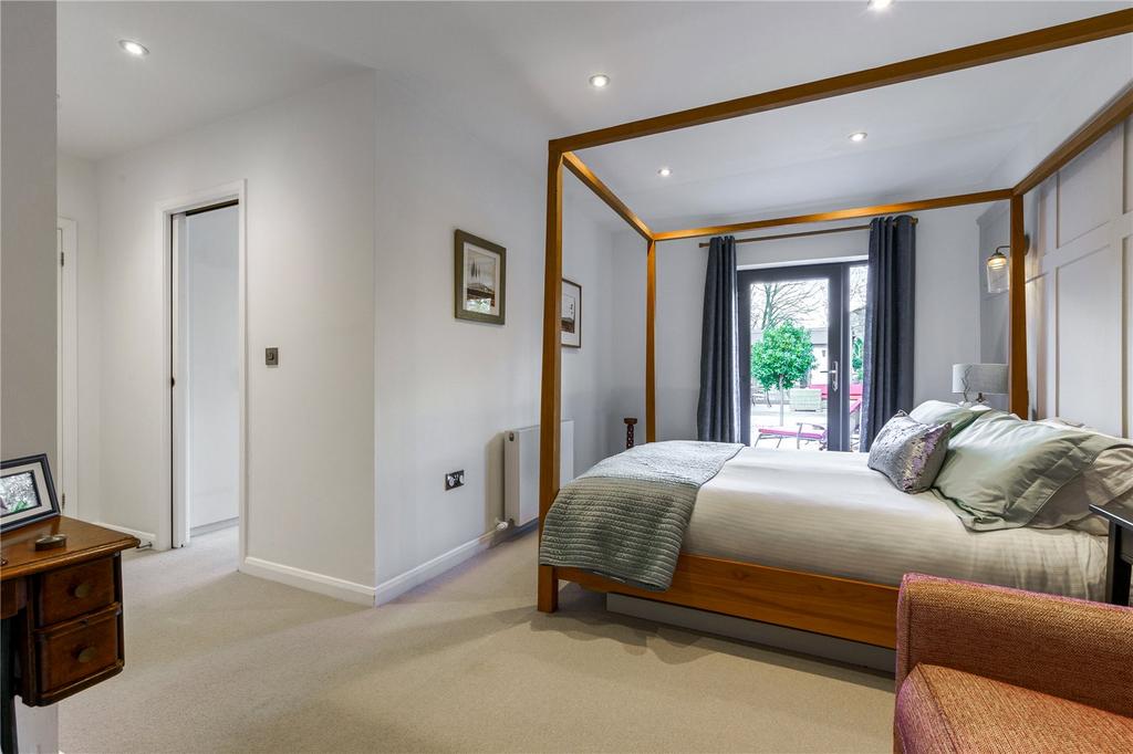 Principal Bedroom
