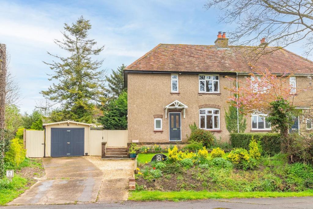 Tring Road, Wilstone 2 bed semi-detached house for sale - £475,000