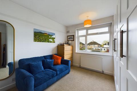 63 Thornton Crescent, Coulsdon, CR5 1LG
