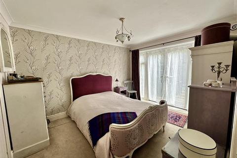 2 bedroom detached house for sale, Gaggerhill Lane, Brighstone, Newport