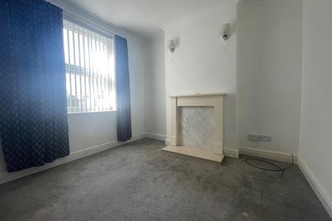 2 bedroom terraced house to rent, Ledward Street, Winsford CW7