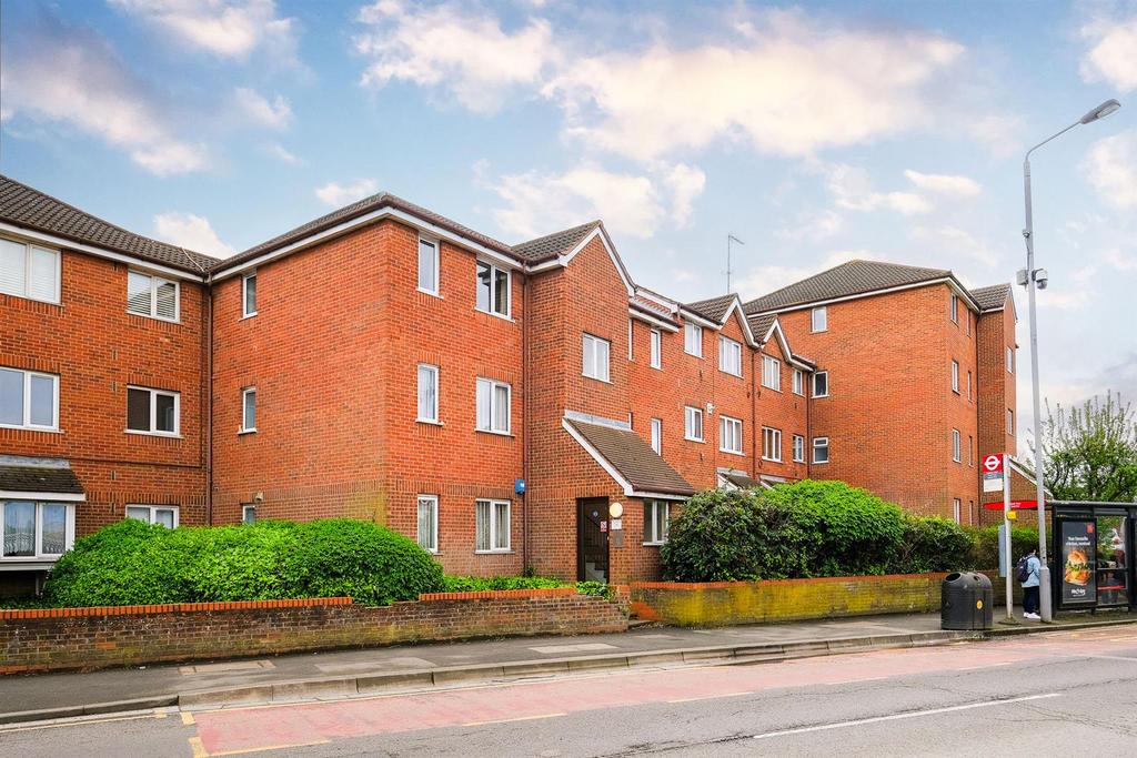 2, 269, Hall Lane-16 resized.jpg