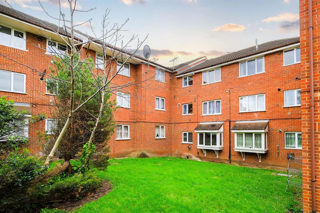 2, 269, Hall Lane-15 resized.jpg