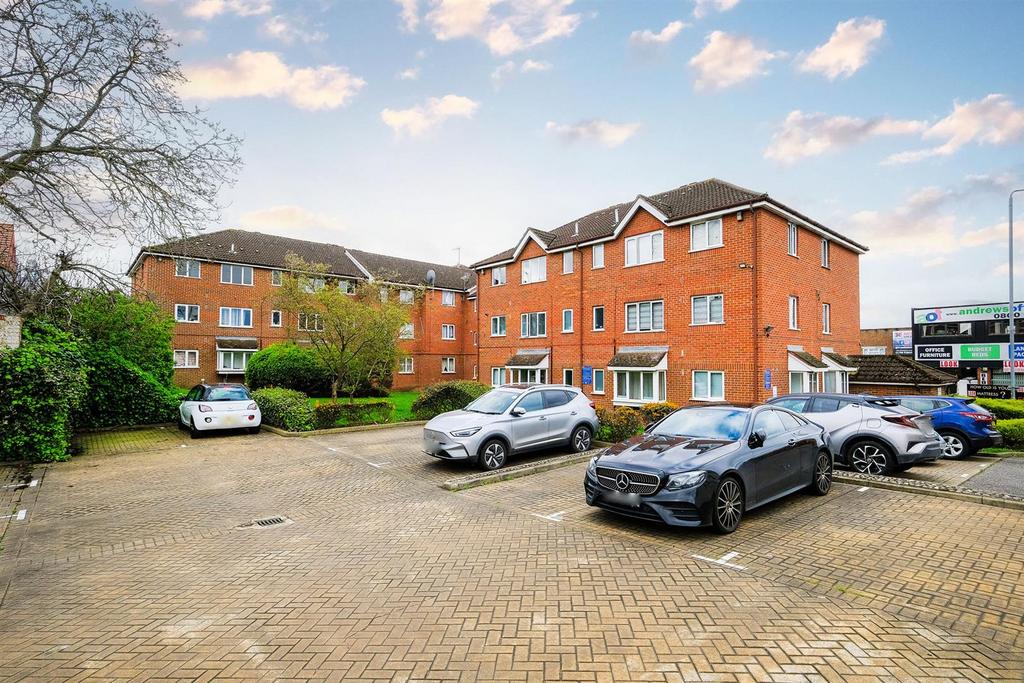 2, 269, Hall Lane-14 resized.jpg