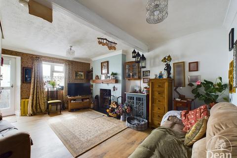 2 bedroom cottage for sale, St. Whites Road, Cinderford