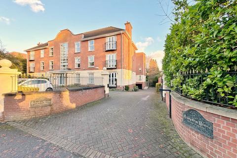 2 bedroom apartment for sale, Hampton House, Bramhall Lane South, Bramhall