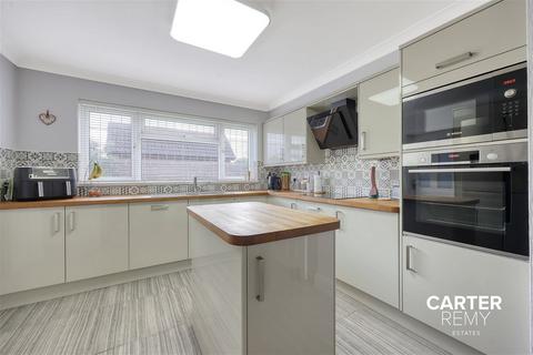 190 Blackshots Lane, Grays, RM16 2LL