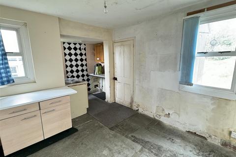 27 Bobs Road, St Blazey, Par, PL24 2ES