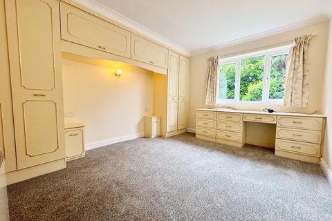 2 bedroom ground floor flat for sale, Glenbourne Park, Bramhall