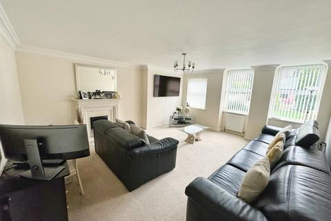 2 bedroom ground floor flat for sale, Carrwood Road, Bramhall