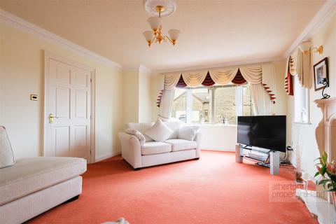 4 Woodfields, Simonstone, Burnley, BB12 7SB