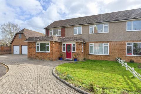 4 bedroom semi-detached house to rent, Old Hay, Brenchley, Tonbridge