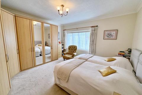 2 bedroom detached house for sale, Thornway, Bramhall