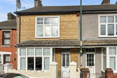 2 bedroom terraced house for sale, Victoria Road, Chatham, ME4