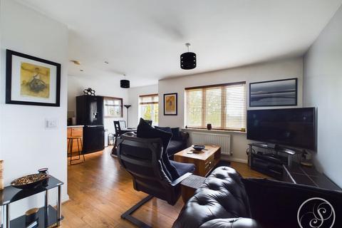 2 bedroom apartment for sale, Holly Way, Leeds