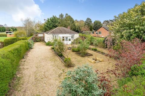 3 bedroom detached bungalow for sale, Sandy Lane, Woodhall Spa