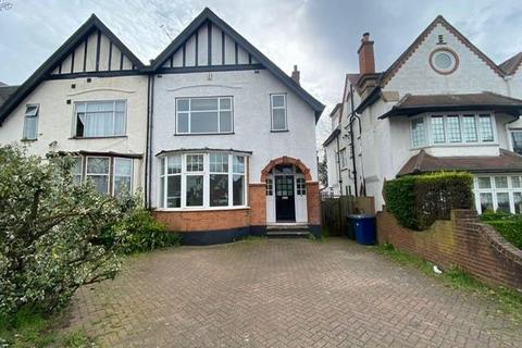 4 bedroom semi-detached house for sale, Woodcroft Avenue, Mill Hill, London