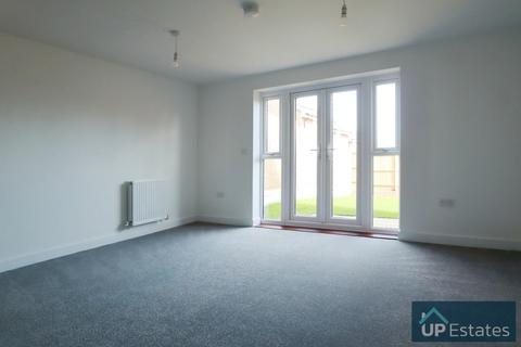 2 bedroom terraced house to rent, Philip Stowell Road, Coventry