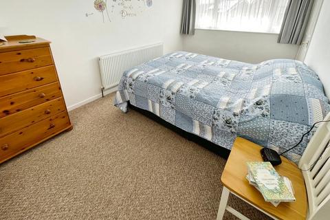19 Ipswich Crescent, Birmingham, B42 1LY