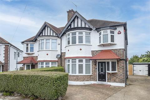 4 bedroom semi-detached house for sale, Walfield Avenue, Whetstone