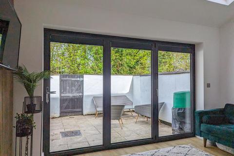 53 Lightburne Avenue, Leigh, WN7 3JG