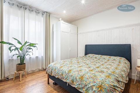 75 Forres Road, Sheffield, S10 1WD