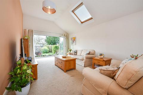 3 bedroom detached bungalow for sale, Orchard Close, North Baddesley, Hampshire