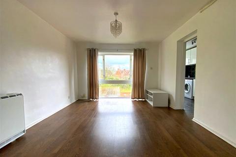 2 bedroom apartment for sale, Avon Court, Shakespeare Road, Bedford