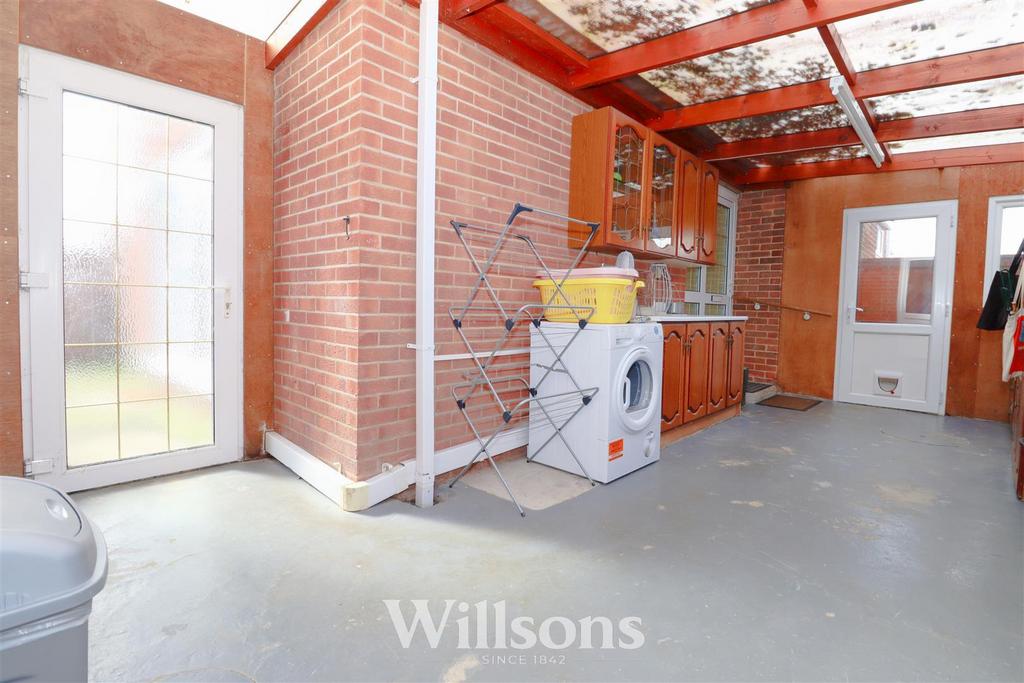 Utility Lean-To