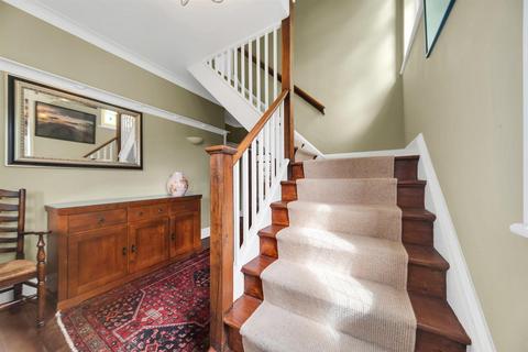 98 Farnaby Road, Bromley, BR1 4BH