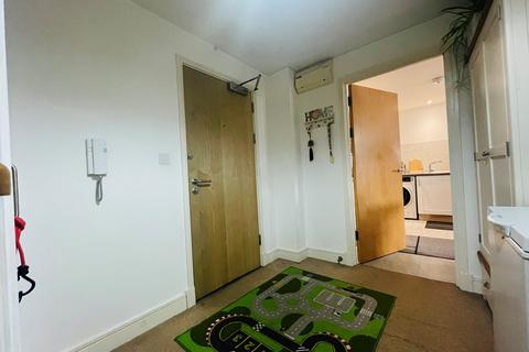 2 bedroom flat for sale, Walsall Road, West Bromwich, B71
