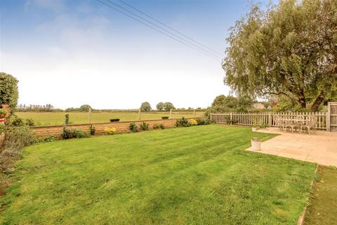 4 bedroom detached house for sale, Hatchway, Kirtlington