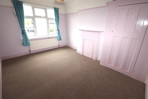 3 bedroom house to rent, Montpelier Rise, London