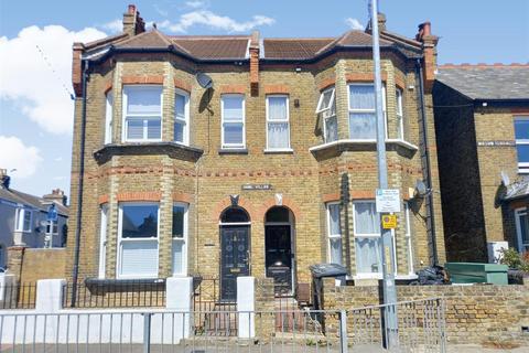 Studio for sale, Kings Road, Herne Bay