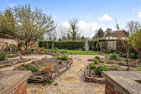 9 Broadleas Crescent, Devizes, SN10 5DH