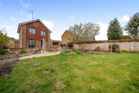 9 Broadleas Crescent, Devizes, SN10 5DH