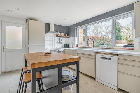 9 Broadleas Crescent, Devizes, SN10 5DH
