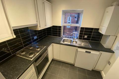 2 bedroom flat to rent, Parsonage Road, Withington, Manchester