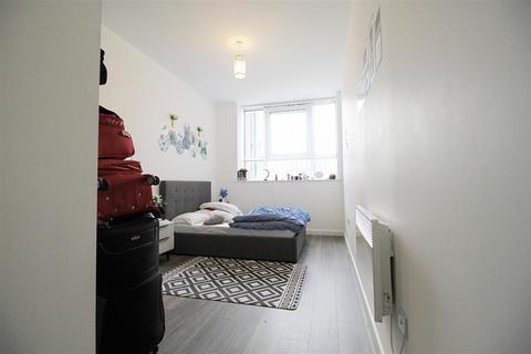 1 bedroom apartment for sale, Card House, Bradford BD9