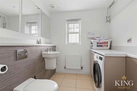 4 Badgers Way, Bishopton, Stratford-upon-avon, CV37 0UJ