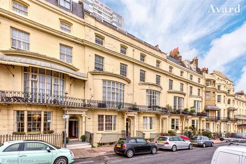 1 bedroom apartment to rent, Regency Square, Brighton BN1