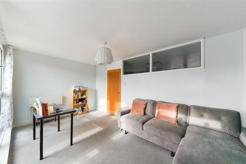 2 bedroom flat for sale, Oakley Square, Euston, NW1